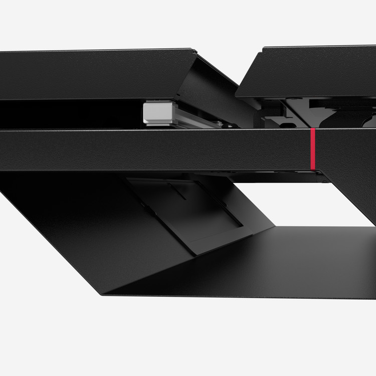 Mag-Desk-15-Stealth_05.jpg